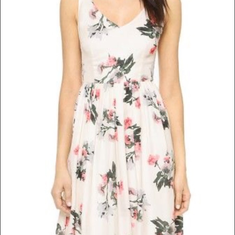 Silky floral dress 🌺